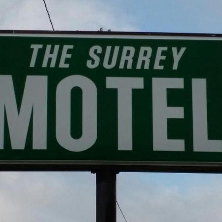 Surrey Motel Отава Екстериор снимка