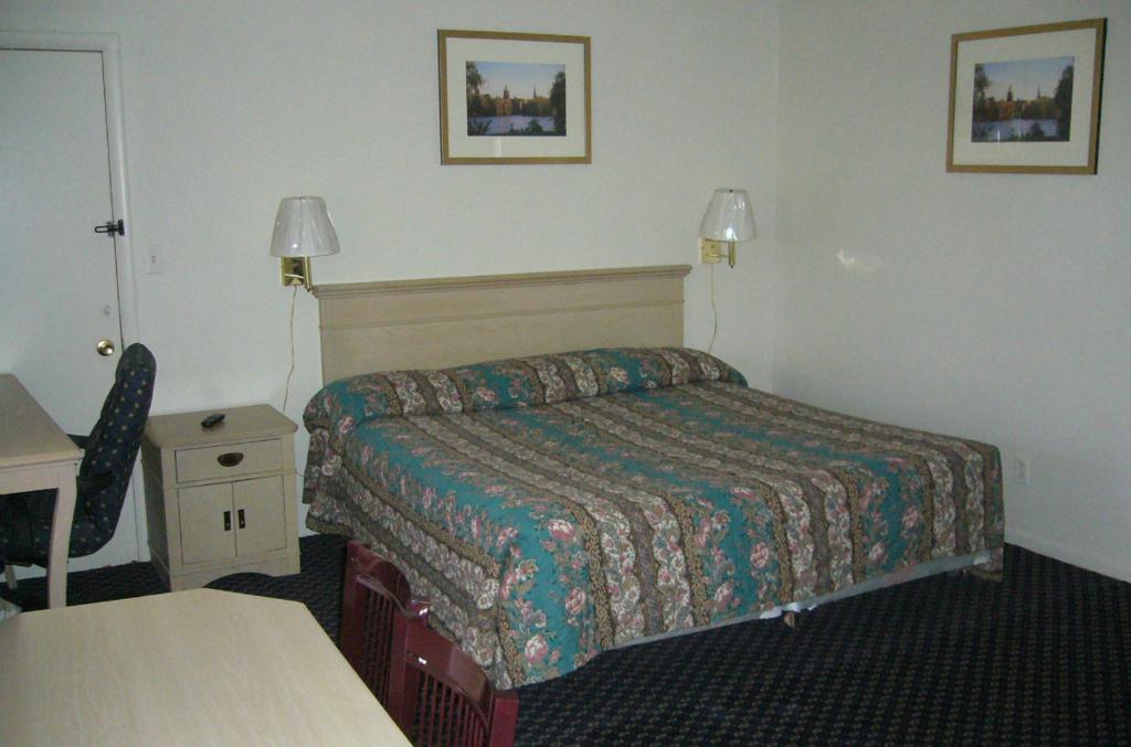 Surrey Motel Отава Стая снимка